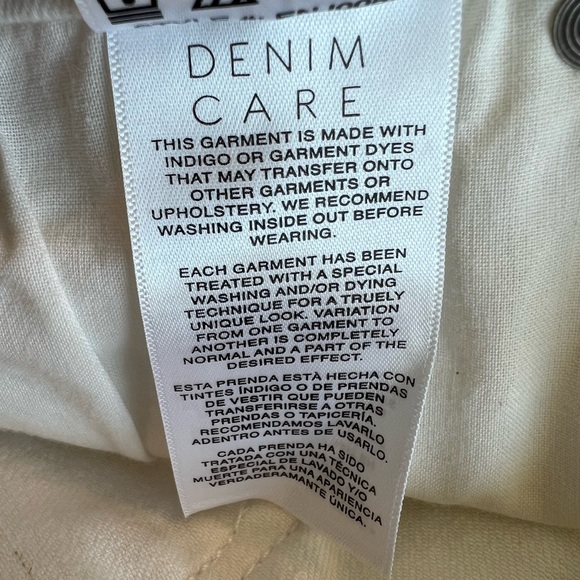 🤍 EUC KENSIE JEANS White Denim Shorts with Cuffed Hem | Women’s Size 2 / 26 - Picture 8 of 9